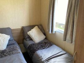 Primrose Valley Holiday Park - Holiday Accommodation 11052 - North Yorkshire (incl. Whitby) - 1184996 - thumbnail photo 10