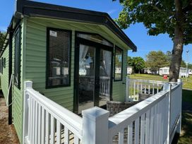 Hafan y Mor Haven - Holiday Accommodation 11083 - North Wales - 1185001 - thumbnail photo 16