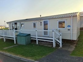 Devon Cliffs Holiday Park - Holiday Accommodation 11126 - Devon - 1185006 - thumbnail photo 1