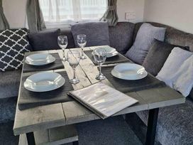Devon Cliffs Holiday Park - Holiday Accommodation 11126 - Devon - 1185006 - thumbnail photo 7