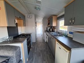 Devon Cliffs Holiday Park - Holiday Accommodation 11126 - Devon - 1185006 - thumbnail photo 11
