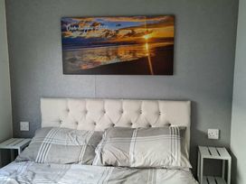 Devon Cliffs Holiday Park - Holiday Accommodation 11126 - Devon - 1185006 - thumbnail photo 13