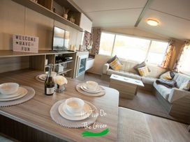 Tattershall Lakes Country Park - Holiday Accommodation 11157 - Lincolnshire - 1185014 - thumbnail photo 17