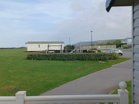 Reighton Sands Holiday Park - Holiday Accommodation 11160 - North Yorkshire (incl. Whitby) - 1185015 - thumbnail photo 5