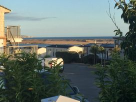 Chesil Beach Holiday Park - Holiday Accommodation 11161 - Dorset - 1185016 - thumbnail photo 3