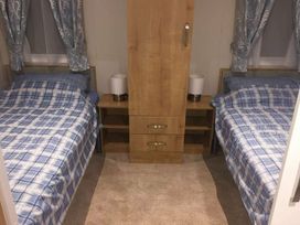 Chesil Beach Holiday Park - Holiday Accommodation 11161 - Dorset - 1185016 - thumbnail photo 13