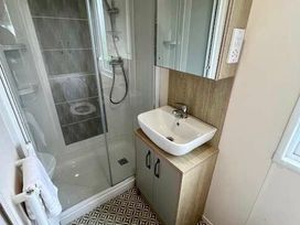 Dyffryn Seaside Estate - Holiday Accommodation 11228 - Mid Wales - 1185026 - thumbnail photo 7