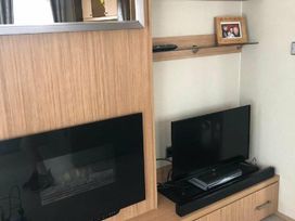 Marton Mere Holiday Village - Holiday Accommodation 11240 - Lake District - 1185027 - thumbnail photo 4