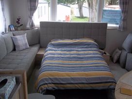 Weymouth Bay Holiday Park - Holiday Accommodation 11245 - Dorset - 1185029 - thumbnail photo 3