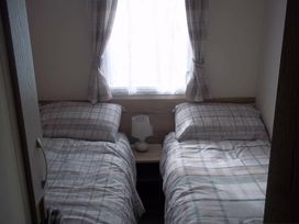 Weymouth Bay Holiday Park - Holiday Accommodation 11245 - Dorset - 1185029 - thumbnail photo 5