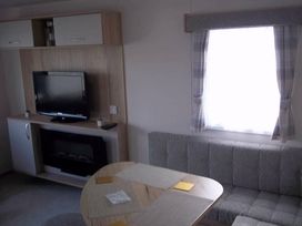 Weymouth Bay Holiday Park - Holiday Accommodation 11245 - Dorset - 1185029 - thumbnail photo 8