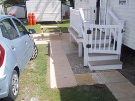 Weymouth Bay Holiday Park - Holiday Accommodation 11245 - Dorset - 1185029 - thumbnail photo 9