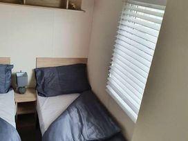 Golden Gate Holiday Centre - Holiday Accommodation 11250 - North Wales - 1185030 - thumbnail photo 4