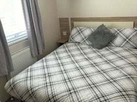 Golden Gate Holiday Centre - Holiday Accommodation 11250 - North Wales - 1185030 - thumbnail photo 10