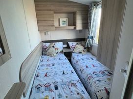 Skipsea Sands Holiday Park - Holiday Accommodation 11304 - North Yorkshire (incl. Whitby) - 1185035 - thumbnail photo 14