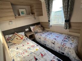 Skipsea Sands Holiday Park - Holiday Accommodation 11304 - North Yorkshire (incl. Whitby) - 1185035 - thumbnail photo 16