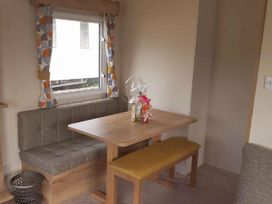 Weymouth Bay Holiday Park - Holiday Accommodation 11306 - Dorset - 1185036 - thumbnail photo 10