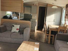Hafan y Mor Haven - Holiday Accommodation 11307 - North Wales - 1185037 - thumbnail photo 4