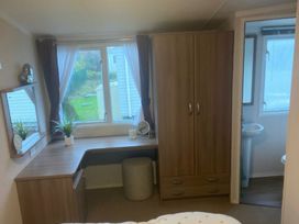 Kiln Park Holiday Park - Holiday Accommodation 11309 - South Wales - 1185039 - thumbnail photo 5