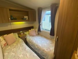 Kiln Park Holiday Park - Holiday Accommodation 11309 - South Wales - 1185039 - thumbnail photo 7