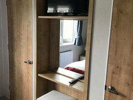 Cayton Bay Caravan Park - Holiday Accommodation 11313 - North Yorkshire (incl. Whitby) - 1185040 - thumbnail photo 8