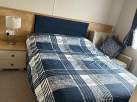 Cayton Bay Caravan Park - Holiday Accommodation 11313 - North Yorkshire (incl. Whitby) - 1185040 - thumbnail photo 11
