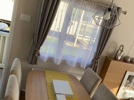 Cayton Bay Caravan Park - Holiday Accommodation 11337 - North Yorkshire (incl. Whitby) - 1185042 - thumbnail photo 7