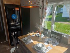 Doniford Bay - Holiday Accommodation 1137 - Devon - 1185046 - thumbnail photo 6