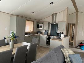Hafan y Mor Haven - Holiday Accommodation 11396 - North Wales - 1185050 - thumbnail photo 2