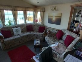 Golden Sands Kinmel Bay - Holiday Accommodation 11411 - North Wales - 1185051 - thumbnail photo 9