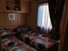 Small Grove Caravan Park - Holiday Accommodation 11471 - Lincolnshire - 1185062 - thumbnail photo 11