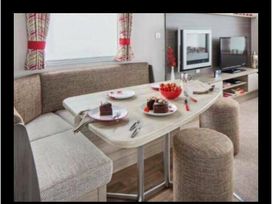 Pentire Costal Holiday Park - Holiday Accommodation 11475 - Cornwall - 1185064 - thumbnail photo 4