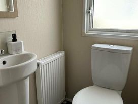 Lyons Winkups and Primrose - Holiday Accommodation 11488 - North Wales - 1185067 - thumbnail photo 6