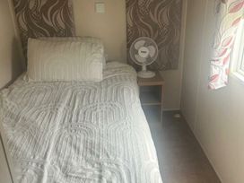 Lyons Winkups and Primrose - Holiday Accommodation 11488 - North Wales - 1185067 - thumbnail photo 11