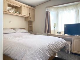Golden Sands Kinmel Bay - Holiday Accommodation 11491 - North Wales - 1185068 - thumbnail photo 5