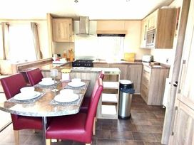 Sand Le Mere Holiday Village - Holiday Accommodation 11502 - North Yorkshire (incl. Whitby) - 1185069 - thumbnail photo 2