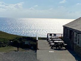 Pentire Costal Holiday Park - Holiday Accommodation 11537 - Cornwall - 1185073 - thumbnail photo 15