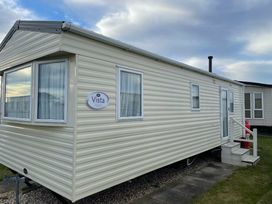 Happy Days Holiday Homes - Holiday Accommodation 11570 - Lincolnshire - 1185076 - thumbnail photo 3