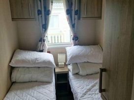 Golden Sands Kinmel Bay - Holiday Accommodation 11613 - North Wales - 1185078 - thumbnail photo 11
