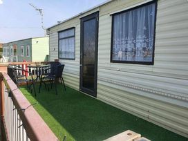 The Chase - Holiday Accommodation 11627 - Lincolnshire - 1185079 - thumbnail photo 2