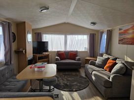 Trecco Bay - Holiday Accommodation 11651 - Somerset & Wiltshire - 1185084 - thumbnail photo 4