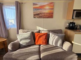 Trecco Bay - Holiday Accommodation 11651 - Somerset & Wiltshire - 1185084 - thumbnail photo 6
