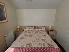 Trecco Bay - Holiday Accommodation 11651 - Somerset & Wiltshire - 1185084 - thumbnail photo 14