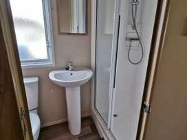 Durdle Door Holiday Park - Holiday Accommodation 11663 - Dorset - 1185085 - thumbnail photo 7