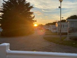 Cherry Tree Holiday Park - Holiday Accommodation 11677 - Norfolk - 1185087 - thumbnail photo 10