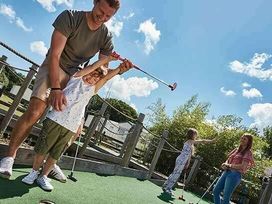 Cherry Tree Holiday Park - Holiday Accommodation 11677 - Norfolk - 1185087 - thumbnail photo 14