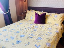 Church Farm Holiday Village - Holiday Accommodation 11680 - Hampshire - 1185088 - thumbnail photo 5