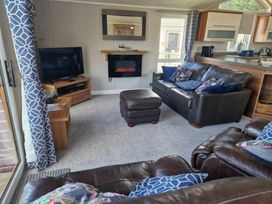 Par Sands Holiday Park - Holiday Accommodation 11706 - Cornwall - 1185092 - thumbnail photo 9