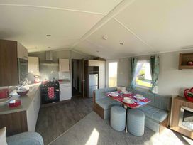 Perran Sands - Holiday Accommodation 11720 - Cornwall - 1185094 - thumbnail photo 2