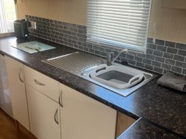 Primrose Valley Holiday Park - Holiday Accommodation 11724 - North Yorkshire (incl. Whitby) - 1185095 - thumbnail photo 3